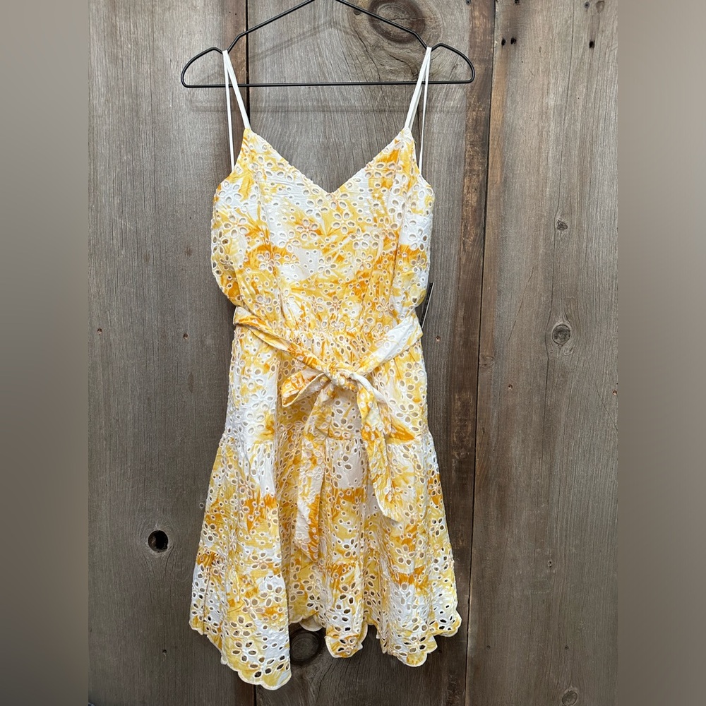 Express Printed Eyelet Mini Dress in Yellow Tie Dye Size Small Women’s
